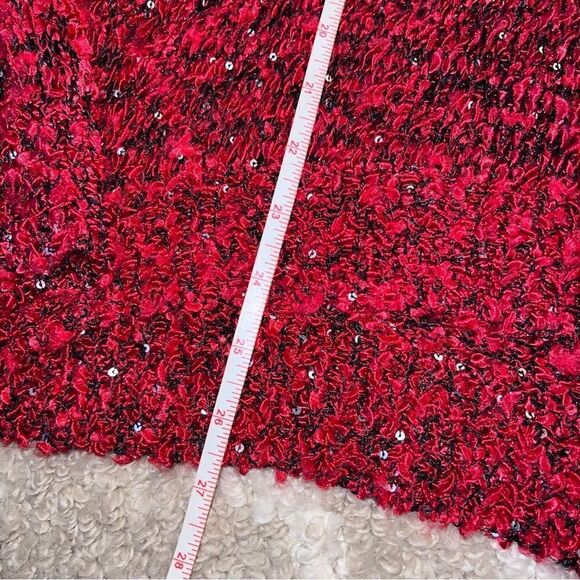 Jeans by Buffalo red sparkly sweater size XL - Picture 4 of 7